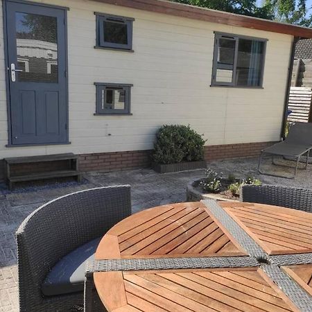 Een Gezellige Chalet Met Zonnige Buitenruimte Op De Veluwe! Villa Putten Eksteriør bilde