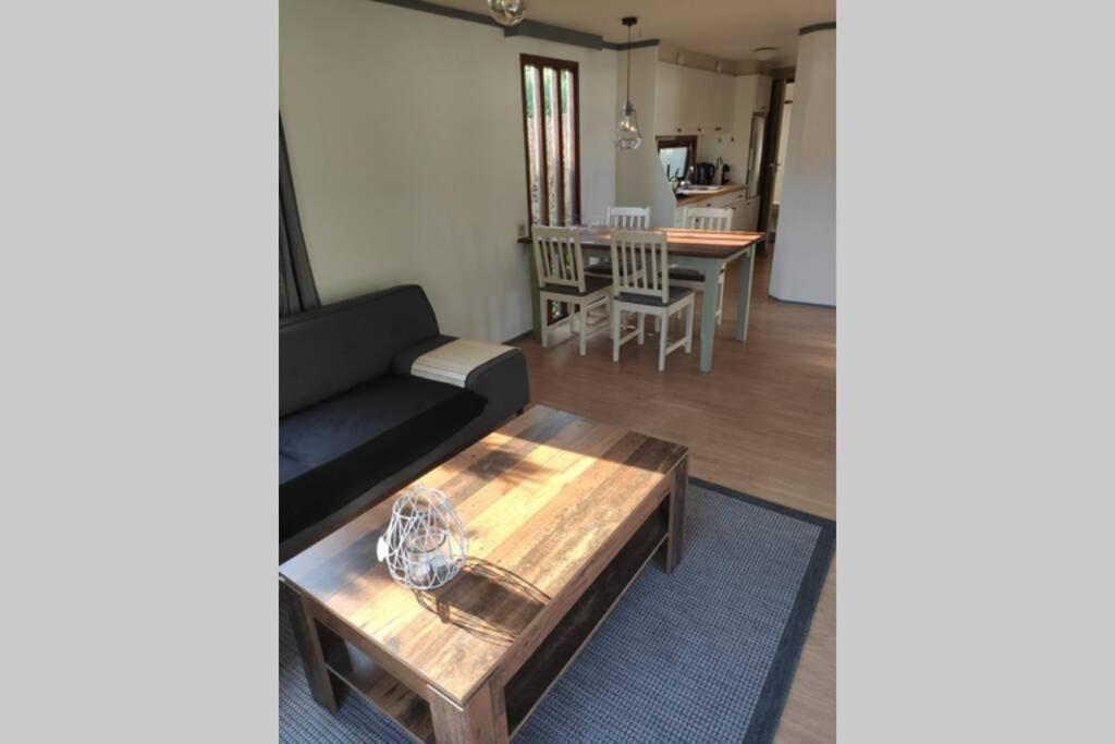 Een Gezellige Chalet Met Zonnige Buitenruimte Op De Veluwe! Villa Putten Eksteriør bilde