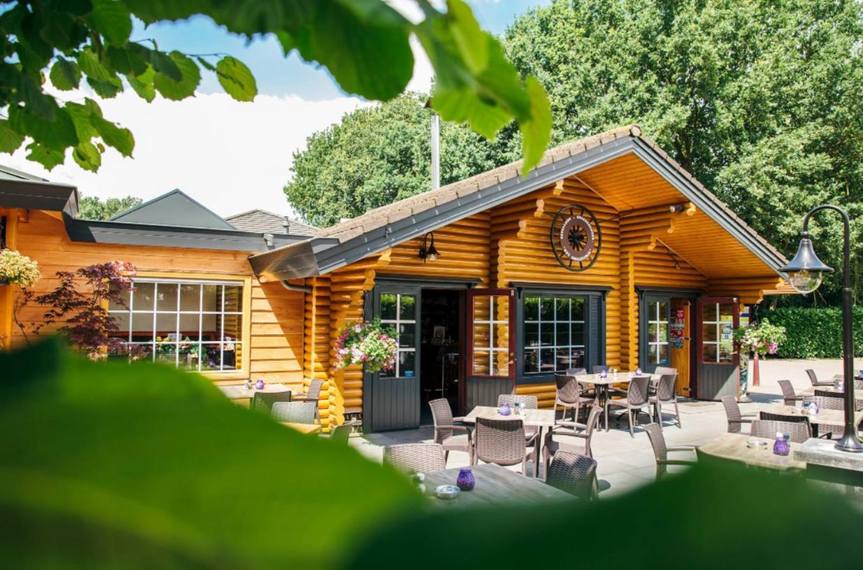Een Gezellige Chalet Met Zonnige Buitenruimte Op De Veluwe! Villa Putten Eksteriør bilde